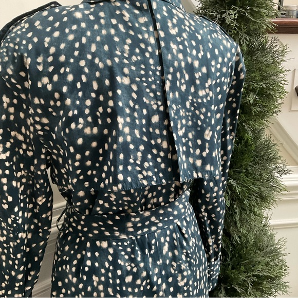 Ann Taylor Spotted Modern Trench Coat Size Large - Picture 10 of 16